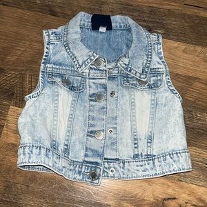 Oshkosh genuine kids Jean vest 3t